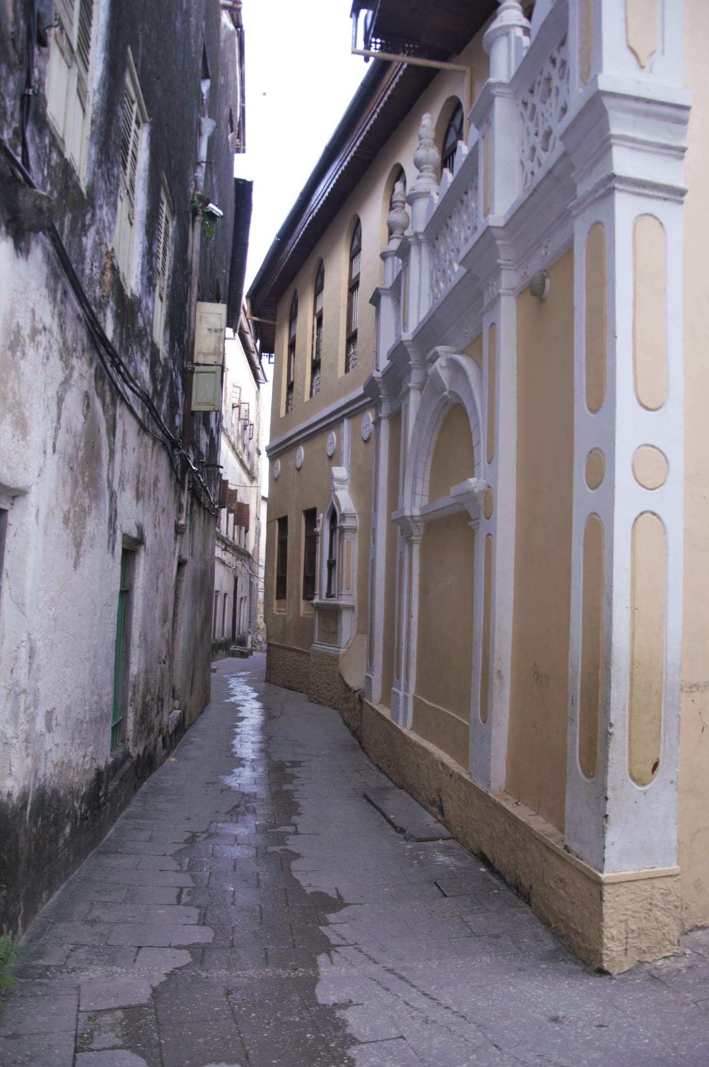 A narrow whitewashed alley in Stone Town, Zanzibar